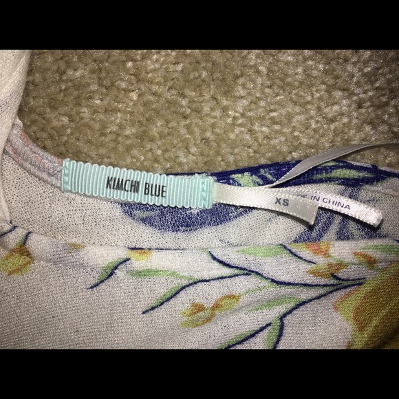 ACCEPTING OFFERS Urban Outfitters kimchi blue tank - Picture 3 of 3